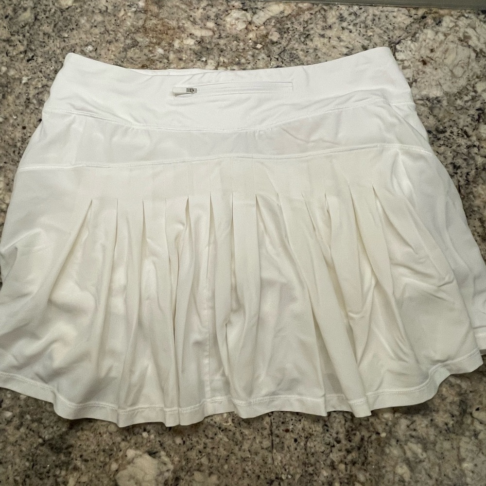 Lululemon Athletica White Mini Skirt